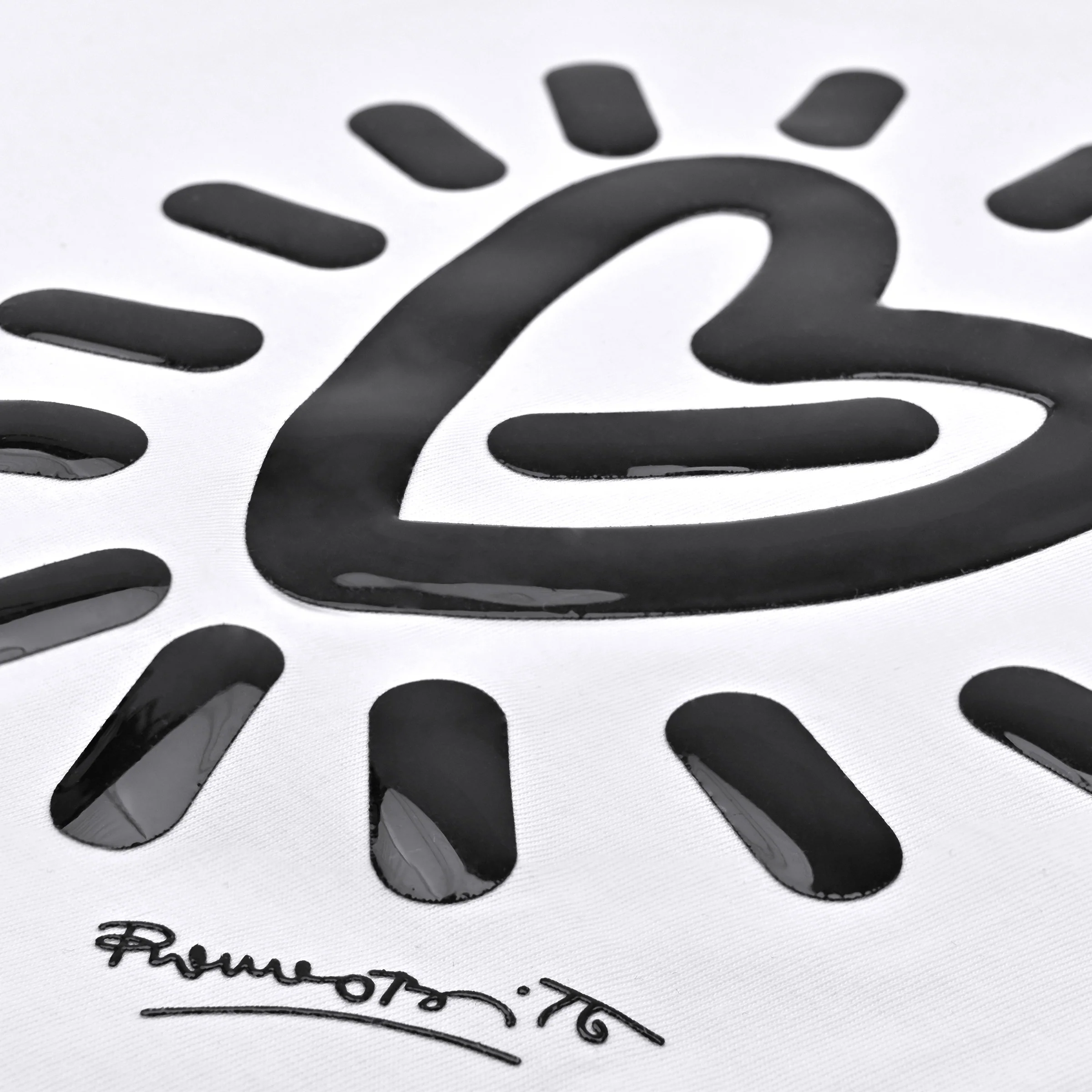 Graffiti Heart (White) Britto T-Shirt For Men - Image 4