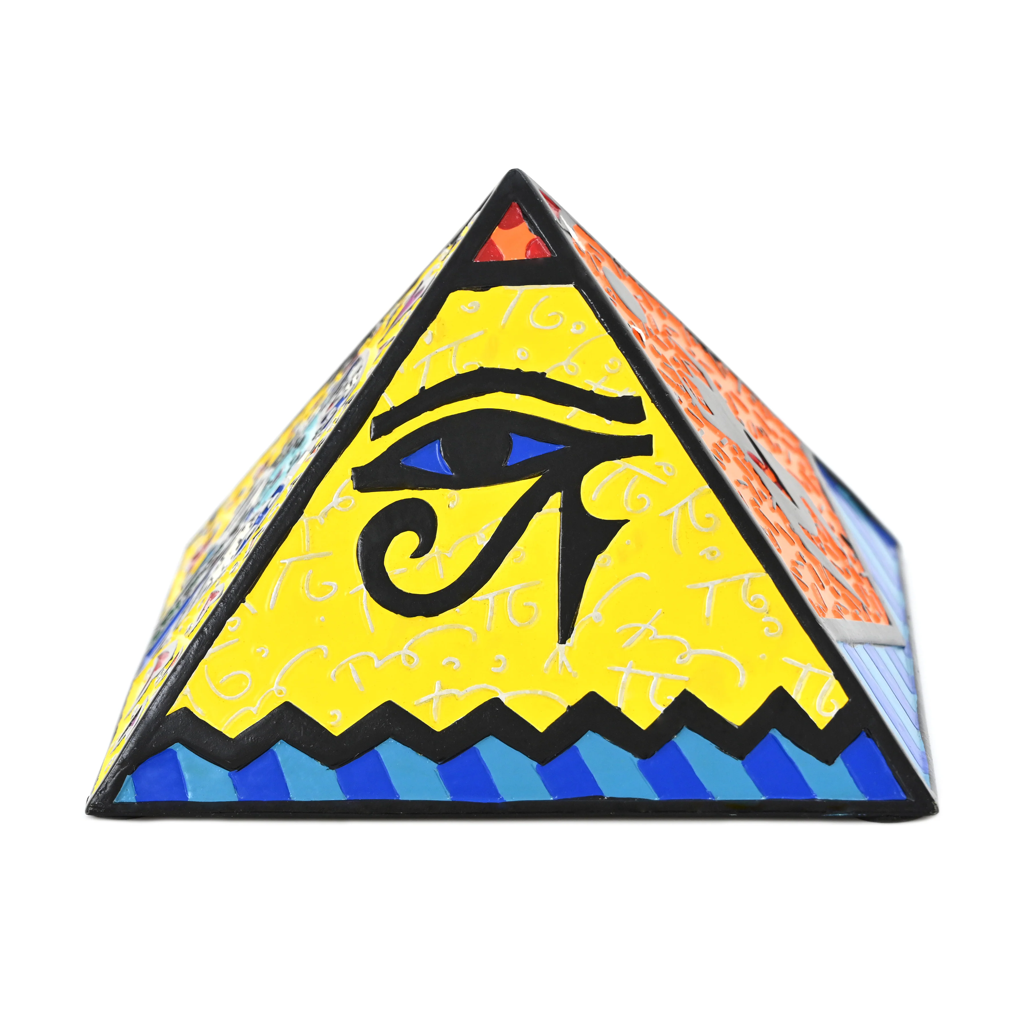 Hyde Park Pyramid Sculpture - Image 3