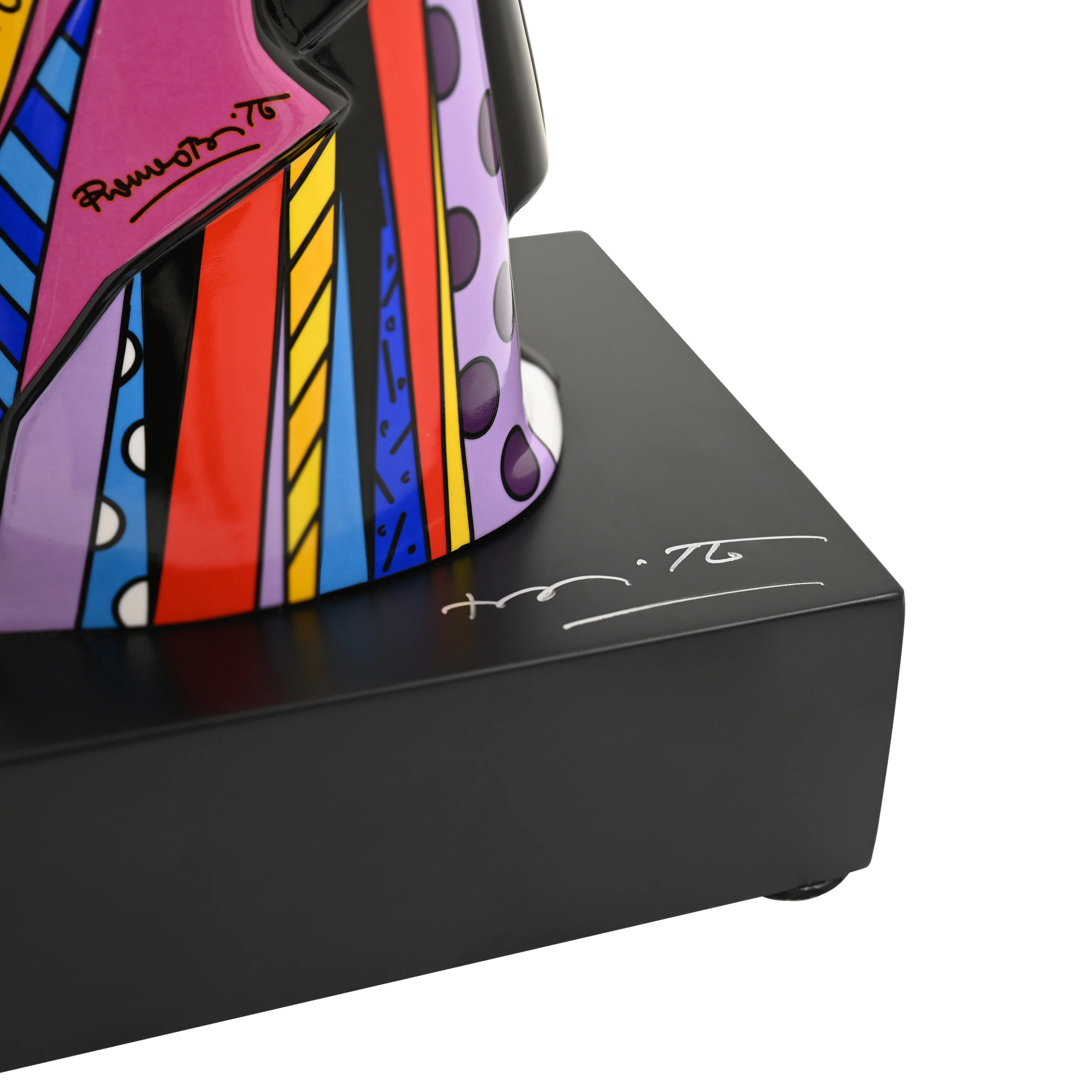 Liberty - Britto Fine Porcelain - Image 2