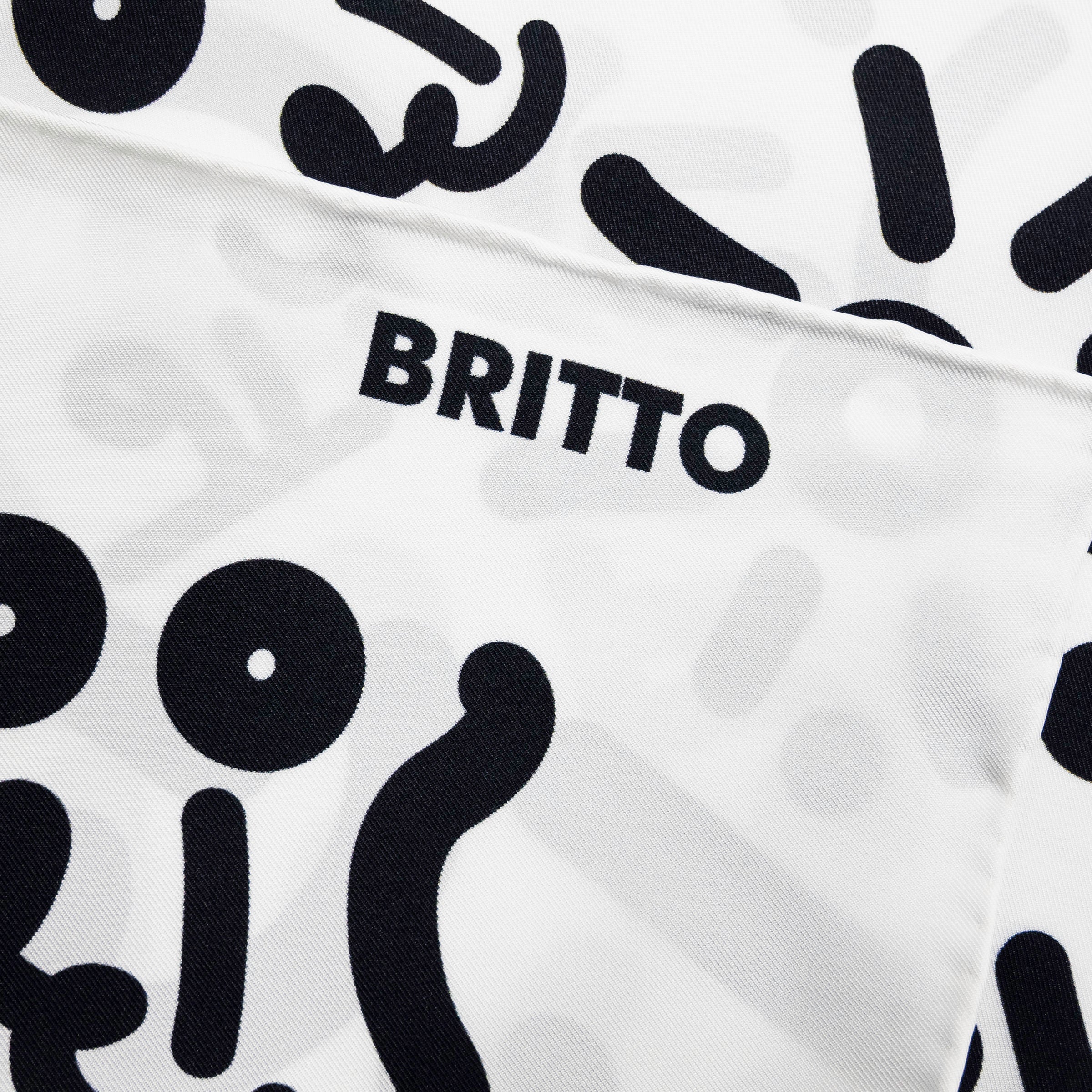 White Graffiti Britto Scarf - Image 5