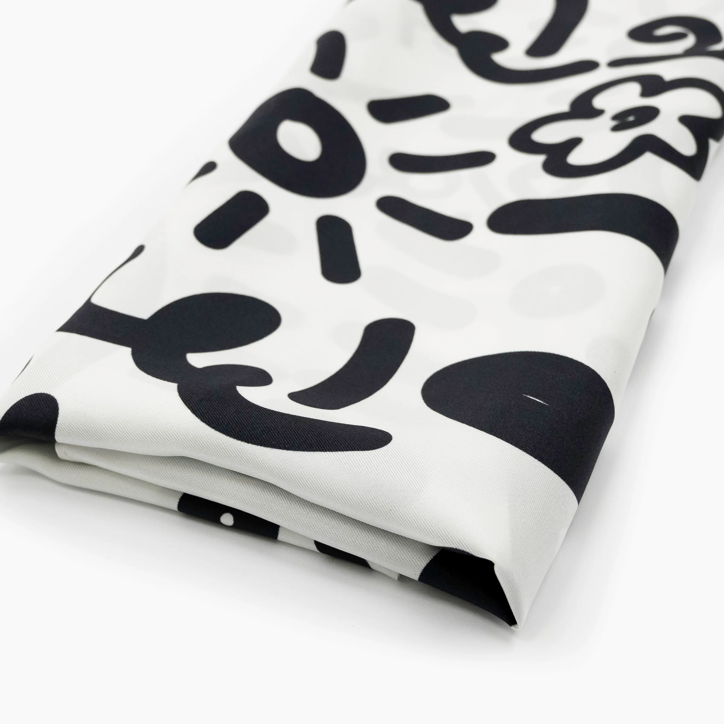White Graffiti Britto Scarf - Image 7