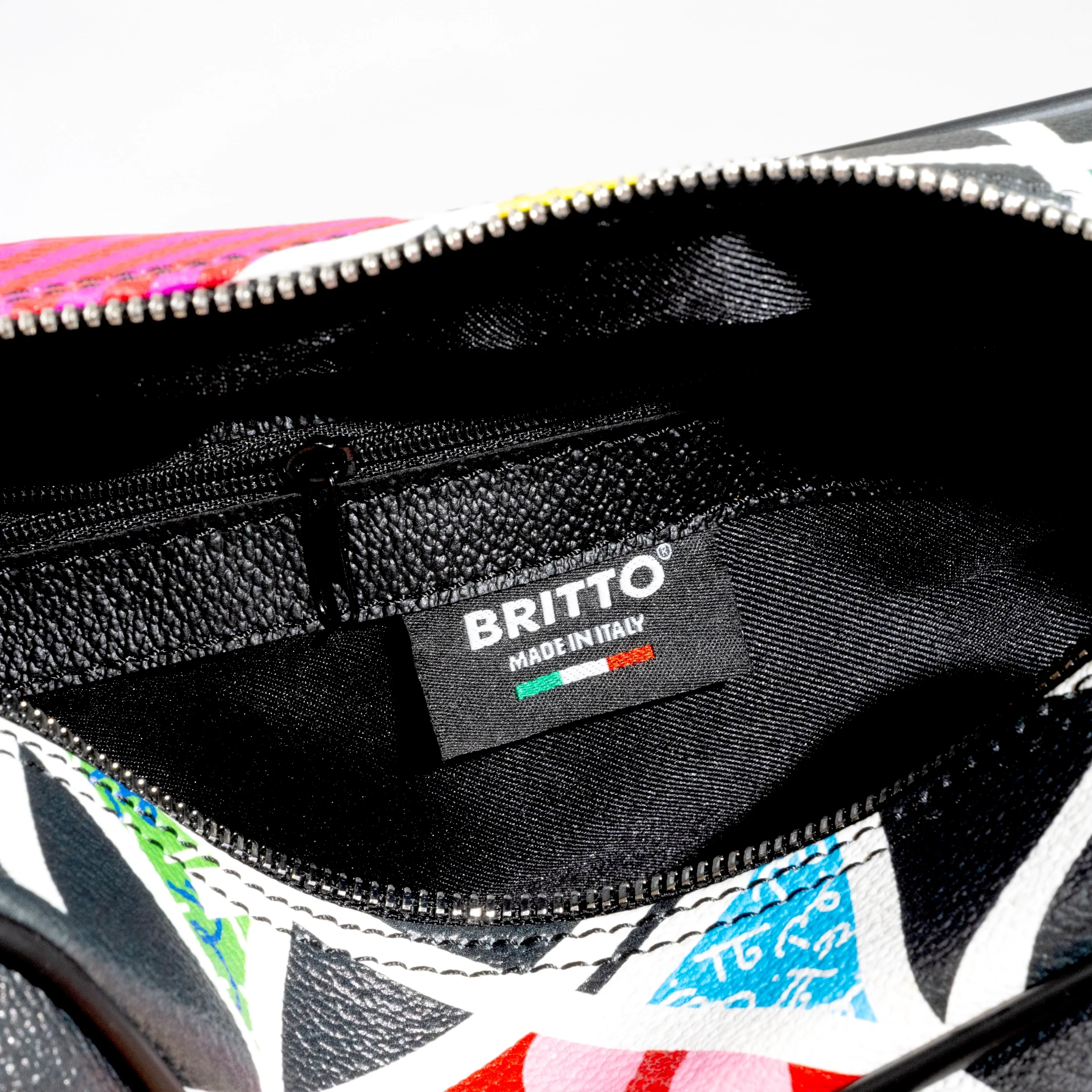 Midnight Landscape Britto Eco Leather Toiletry Bag - Image 5