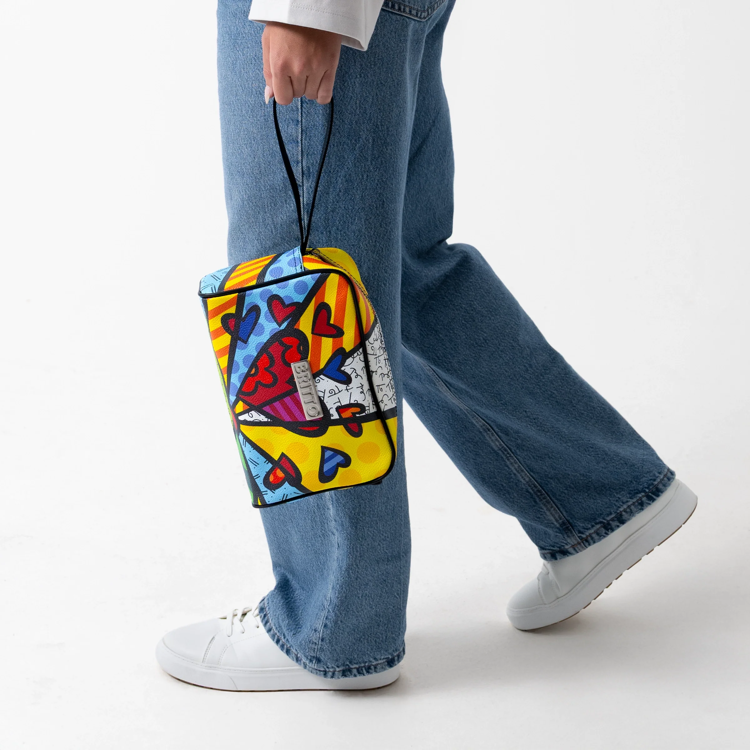 New Day Britto Eco Leather Toiletry Bag - Image 6