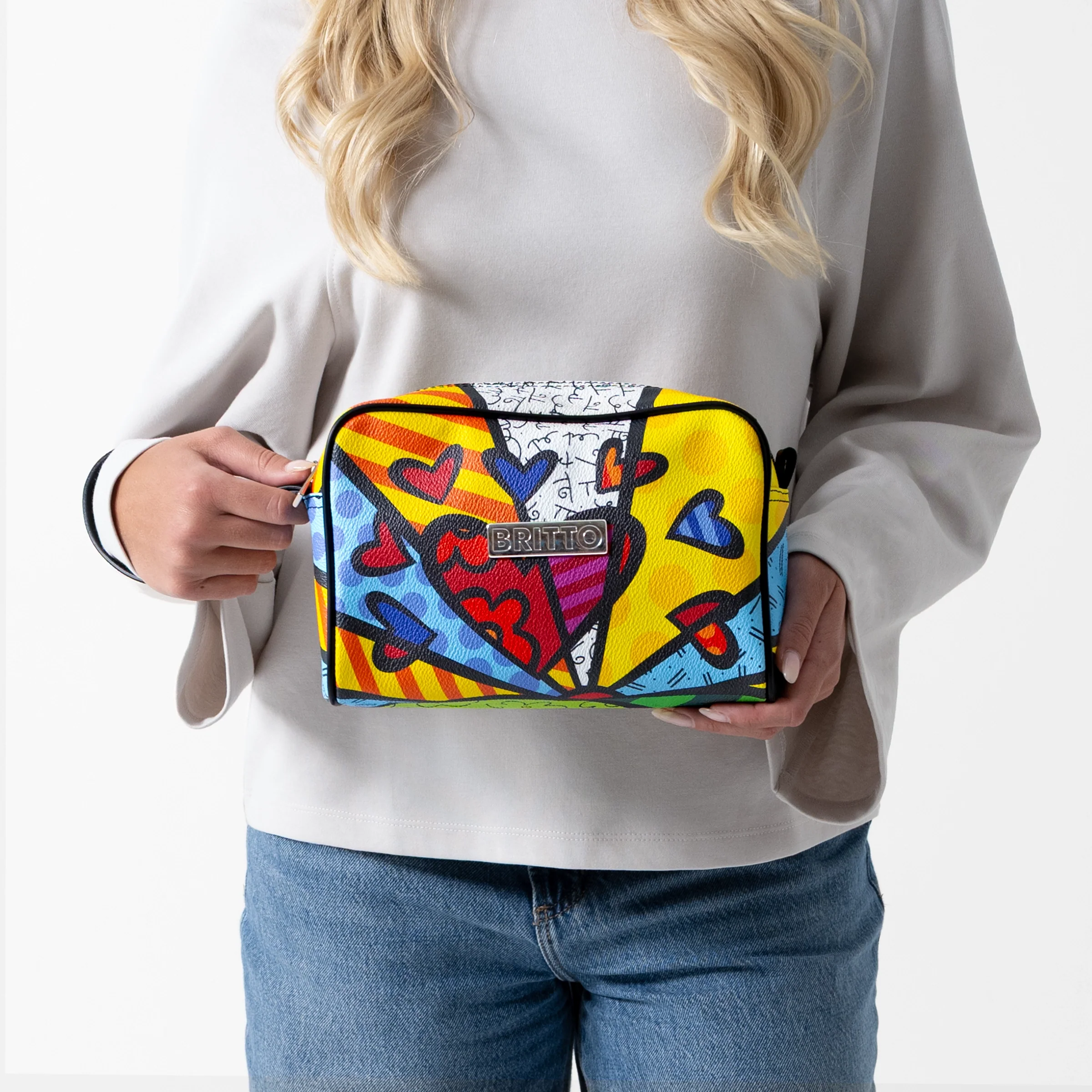 New Day Britto Eco Leather Toiletry Bag - Image 7