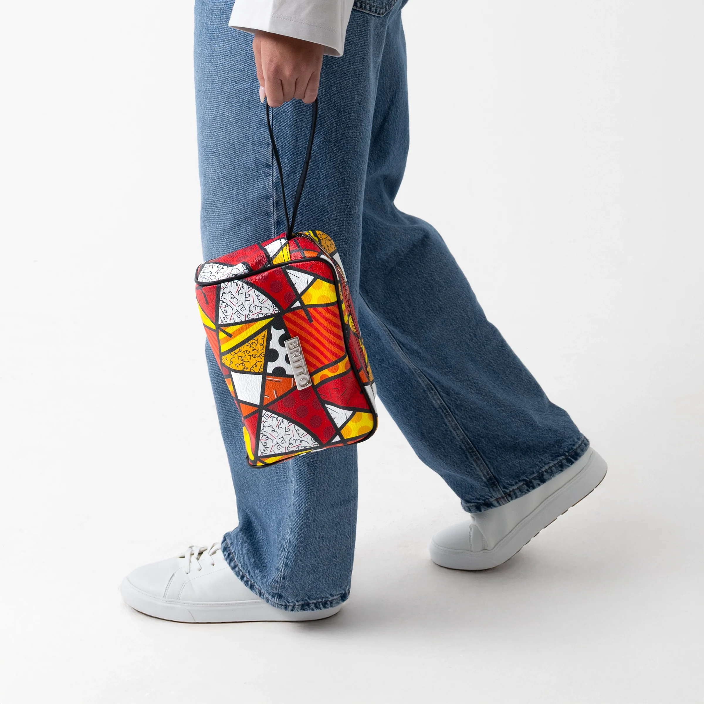 Red Landscape Britto Eco Leather Toiletry Bag - Image 6